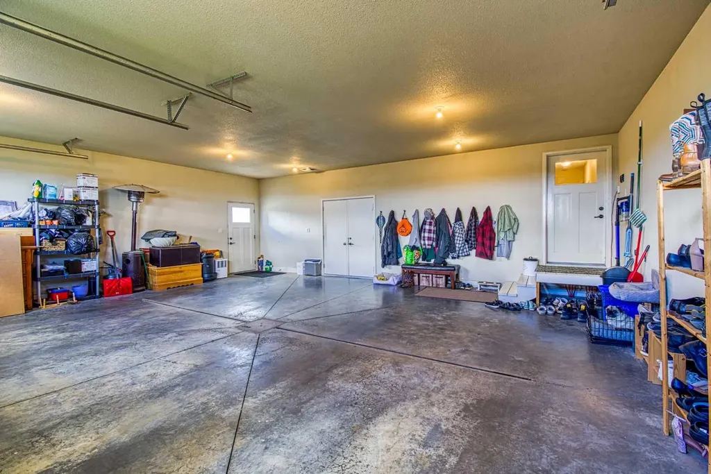 1116 Stacey Drive Beaverlodge AB T0H 0C0