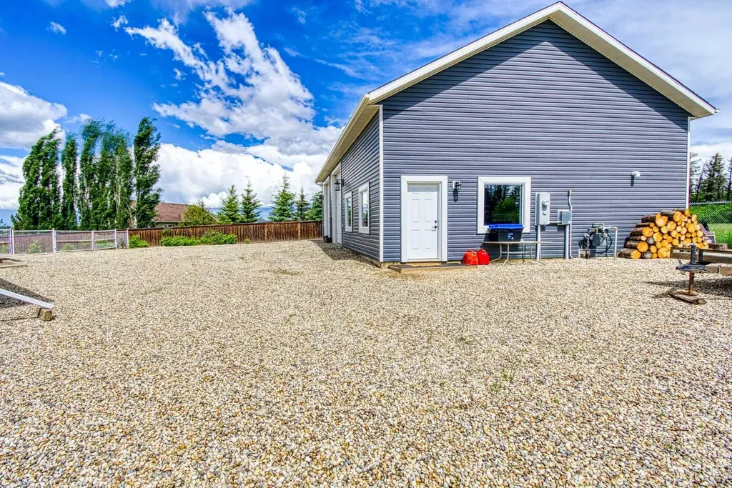 1116 Stacey Drive Beaverlodge AB T0H 0C0