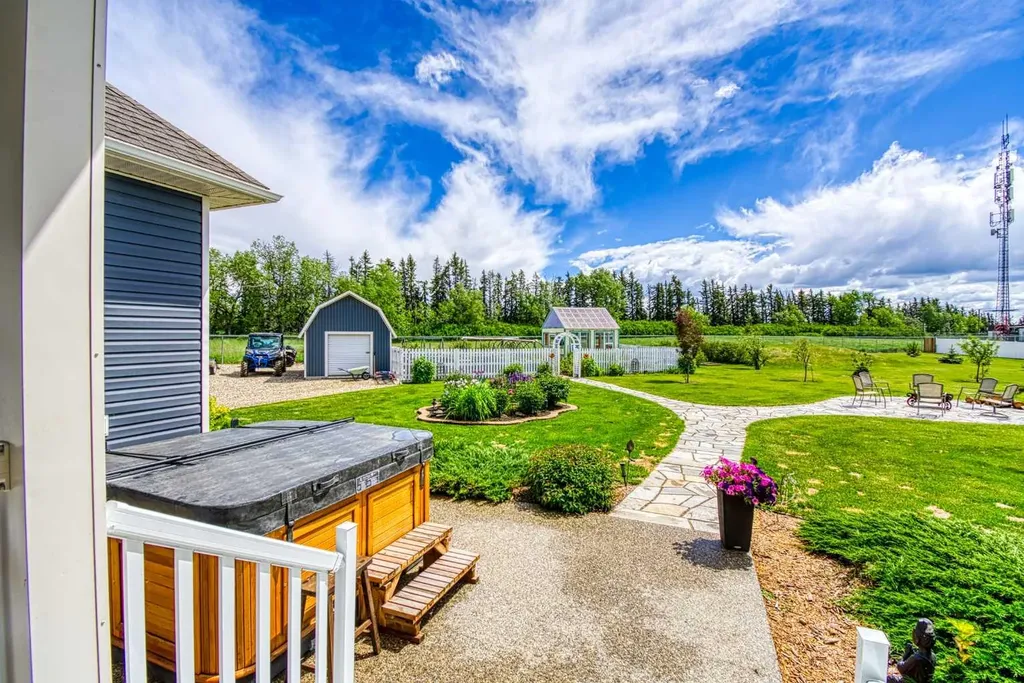 1116 Stacey Drive Beaverlodge AB T0H 0C0