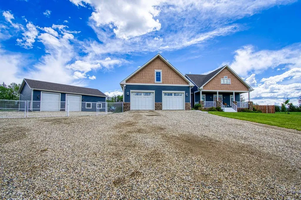 1116 Stacey Drive Beaverlodge AB T0H 0C0