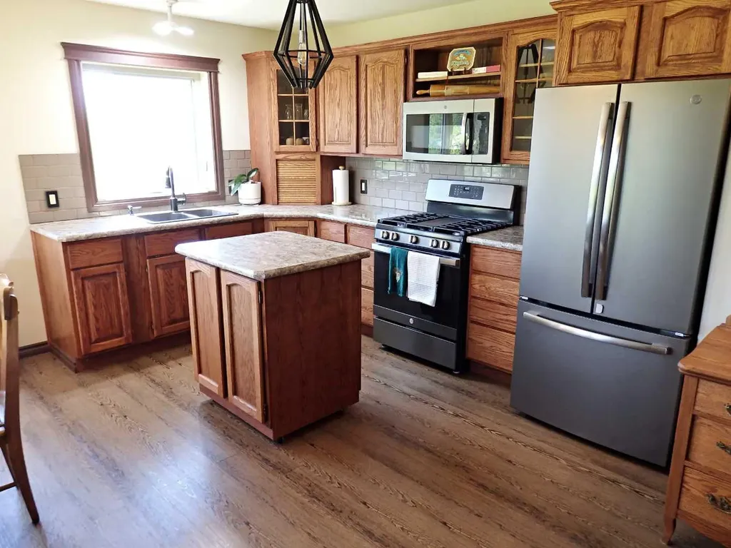 73043 Twn 512a Township Vermilion AB T9X 2B7