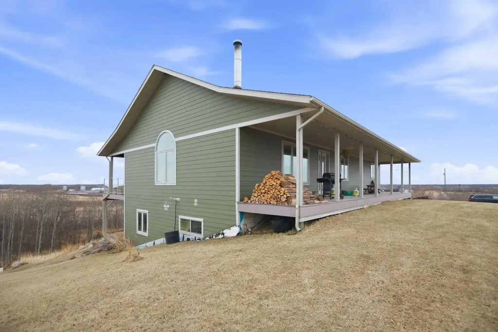 19472 Township Road 355 Big Valley AB T0J 0J0