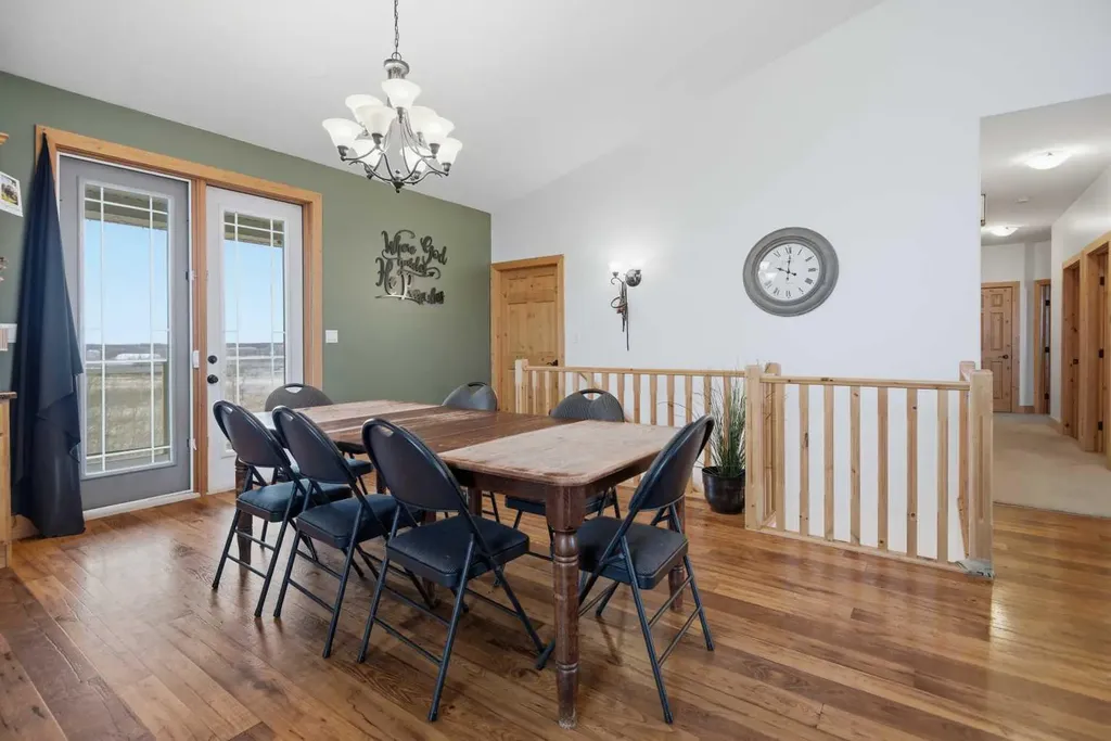 19472 Township Road 355 Big Valley AB T0J 0J0
