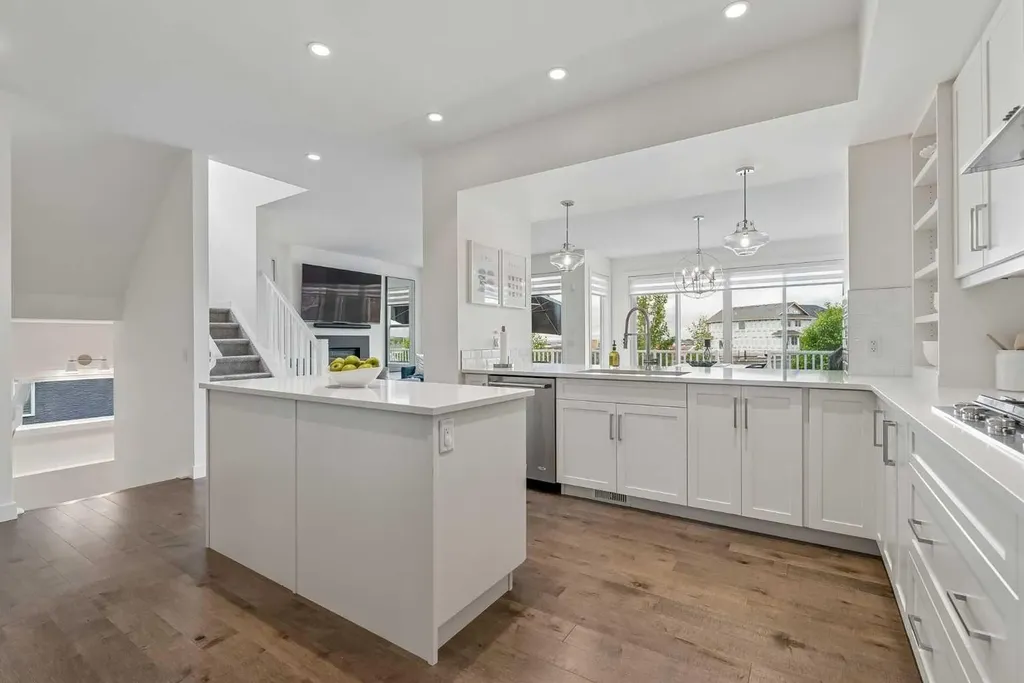 35 Mahogany Park SE Calgary AB T3M 2J9