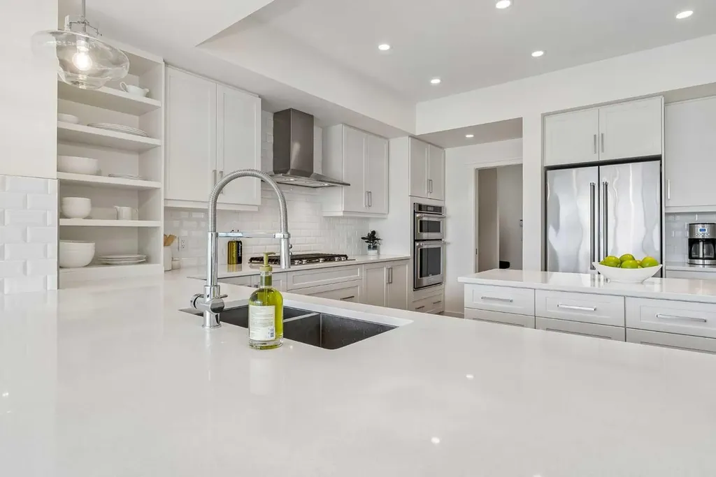 35 Mahogany Park SE Calgary AB T3M 2J9