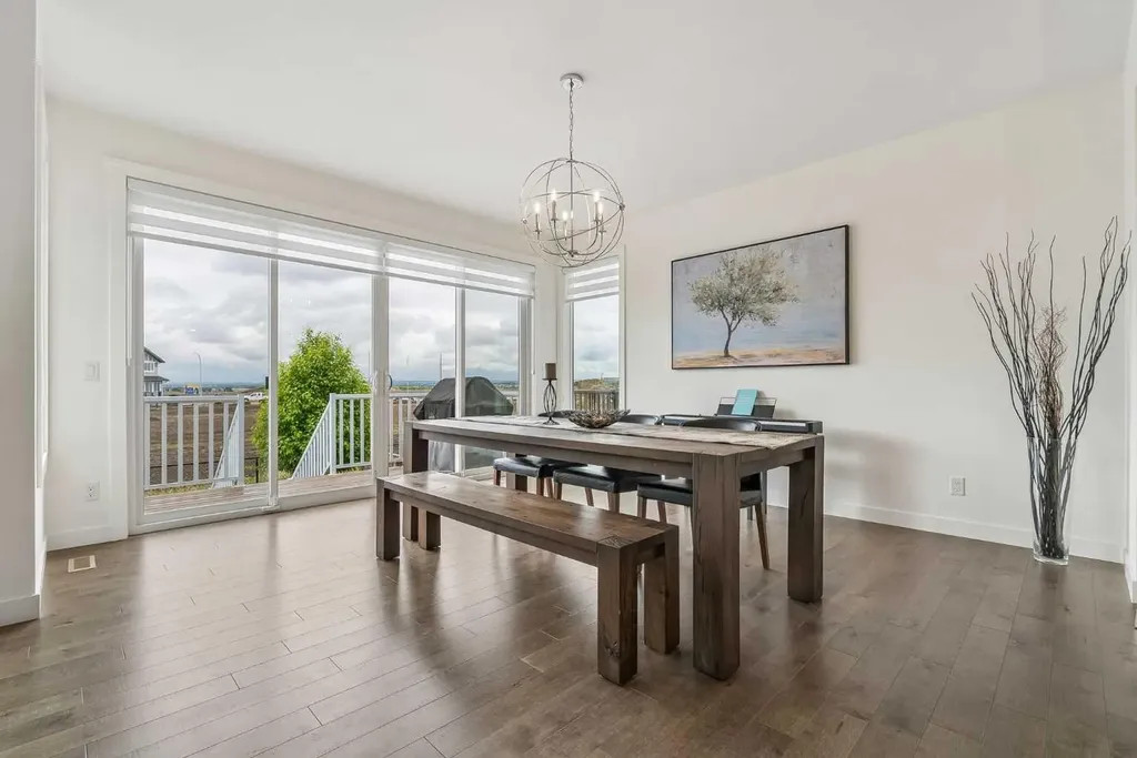 35 Mahogany Park SE Calgary AB T3M 2J9