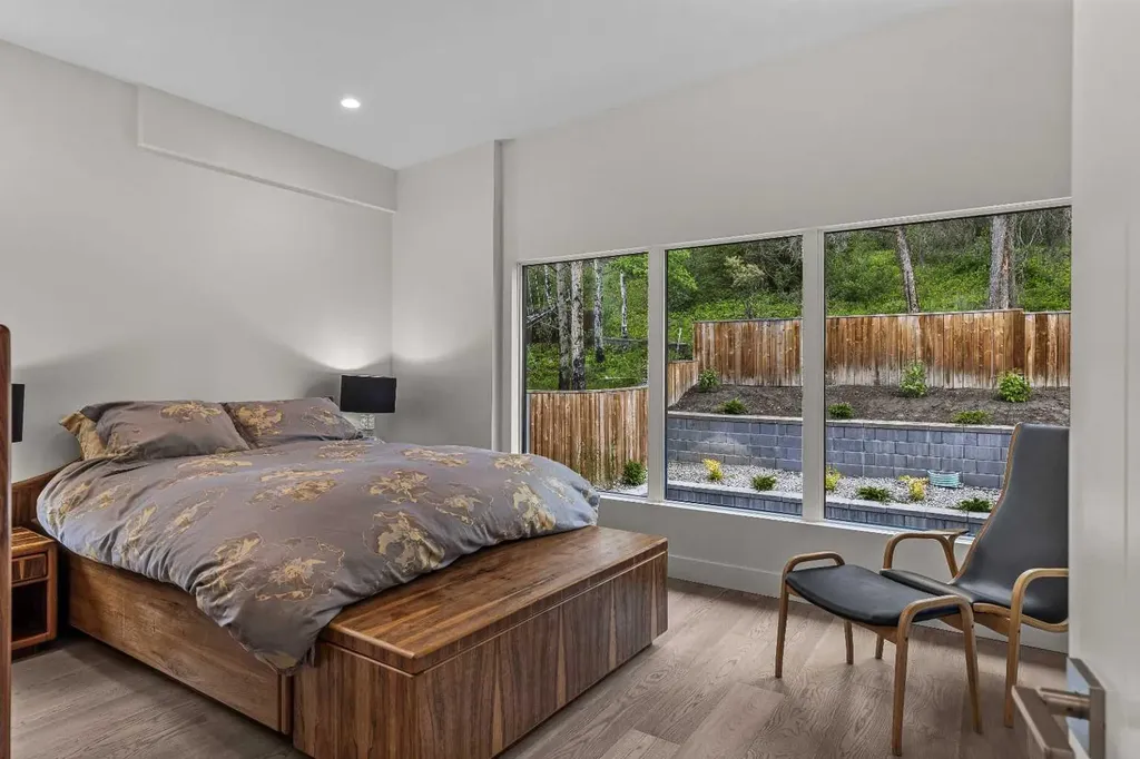 254A Three Sisters Drive Canmore AB T1W 2M7