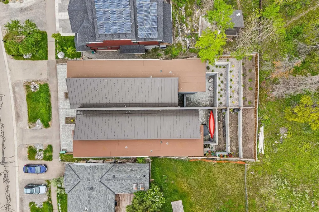 254A Three Sisters Drive Canmore AB T1W 2M7