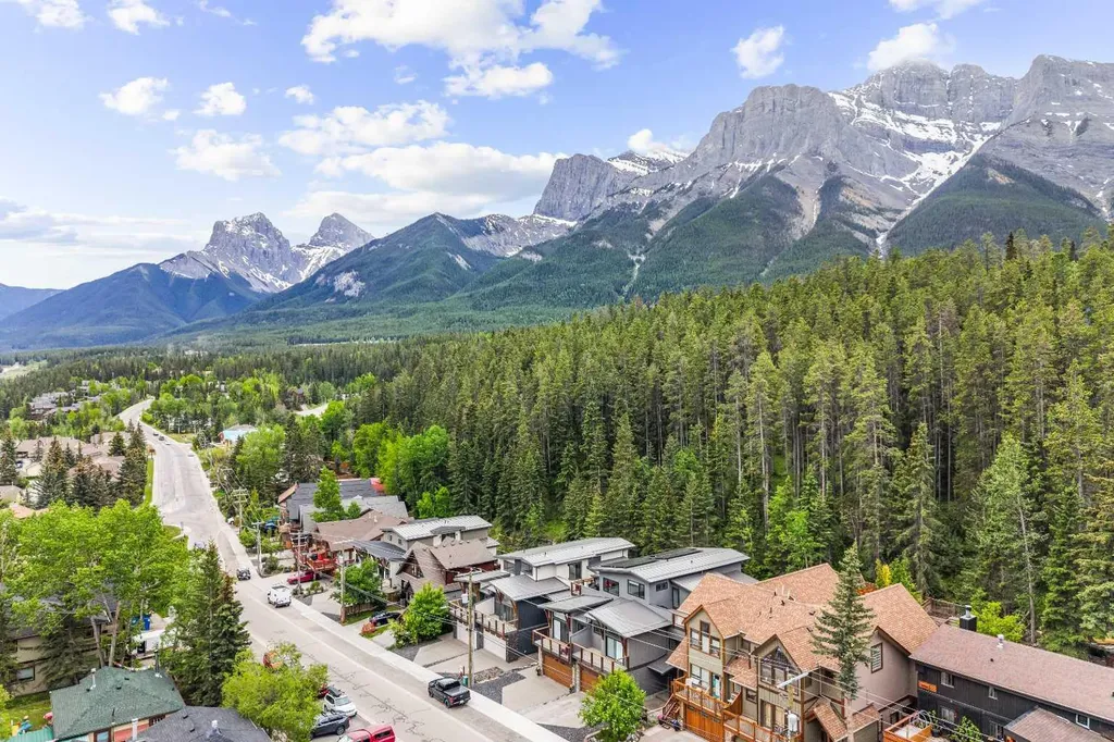 254A Three Sisters Drive Canmore AB T1W 2M7