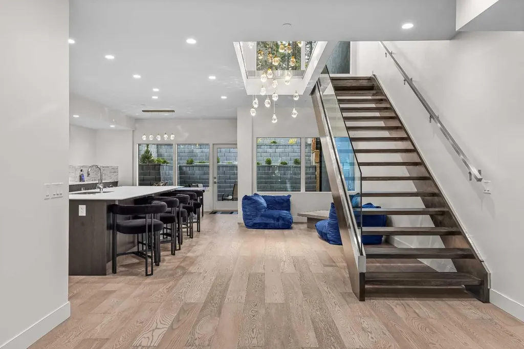 254A Three Sisters Drive Canmore AB T1W 2M7
