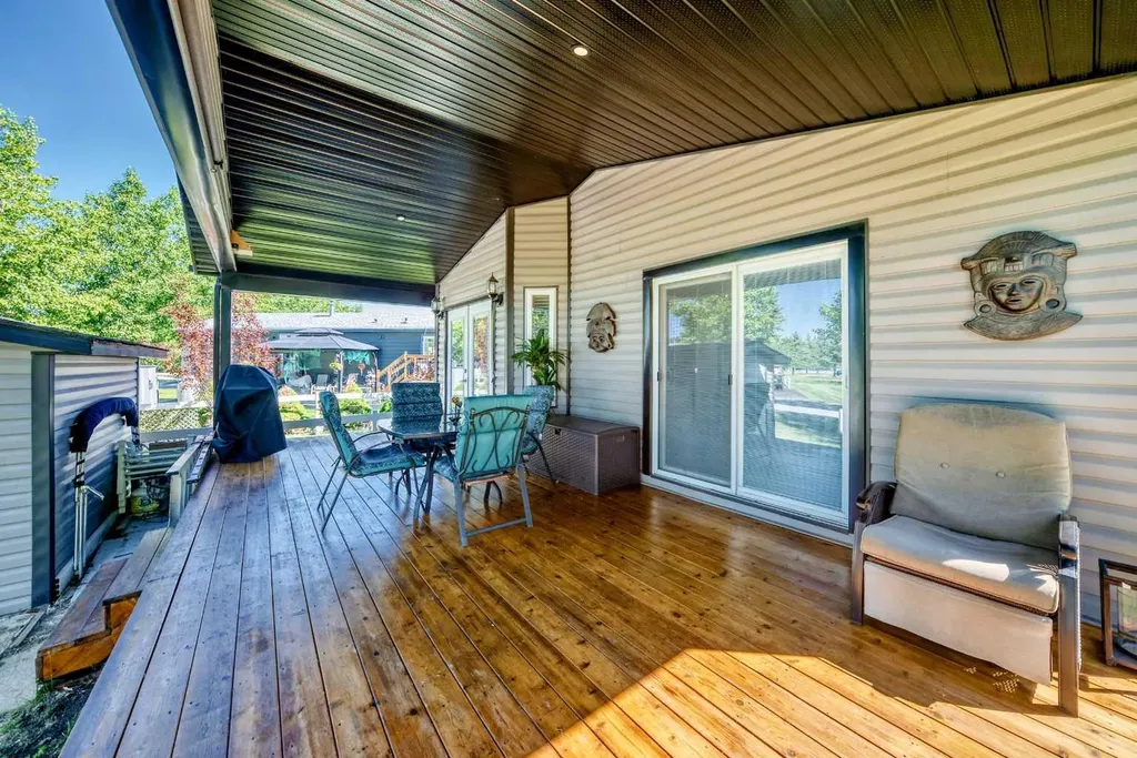 35468 Range Road 30, Rural Red Deer County AB T4G0M3