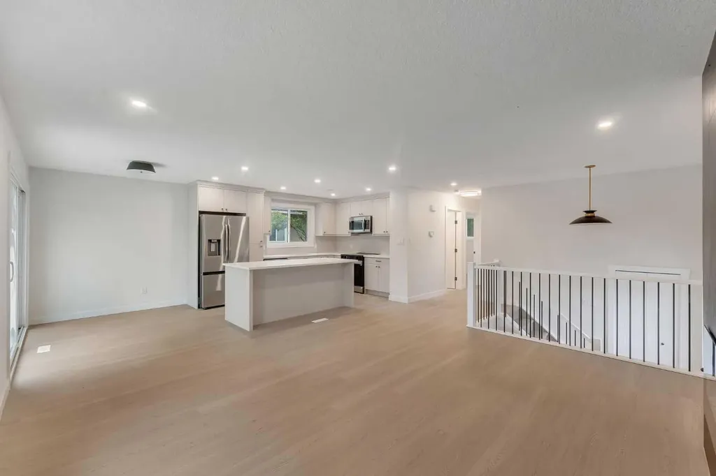 3410 30a Avenue SE Calgary AB T2B 0H6
