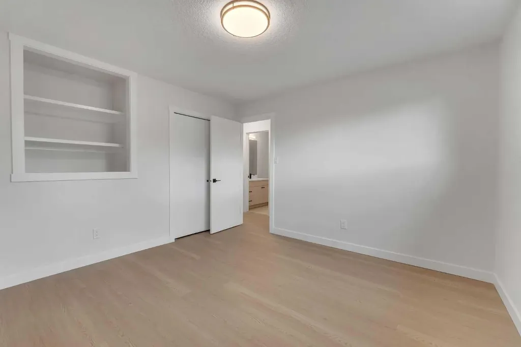 3410 30a Avenue SE Calgary AB T2B 0H6
