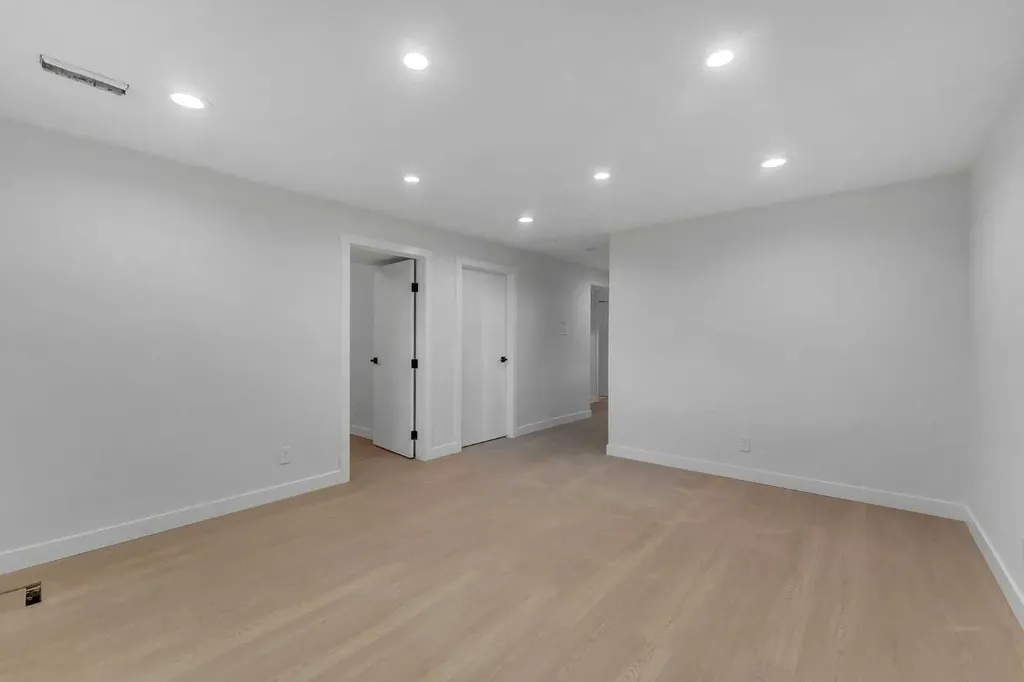 3410 30a Avenue SE Calgary AB T2B 0H6