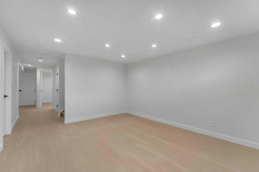 3410 30a Avenue SE Calgary AB T2B 0H6