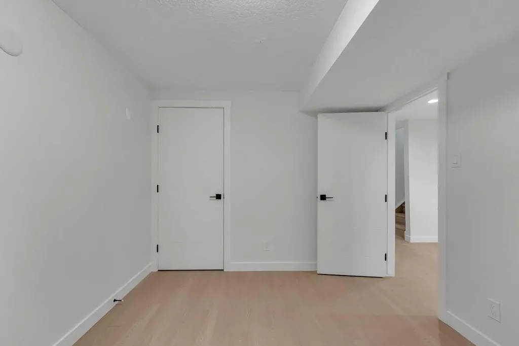 3410 30a Avenue SE Calgary AB T2B 0H6