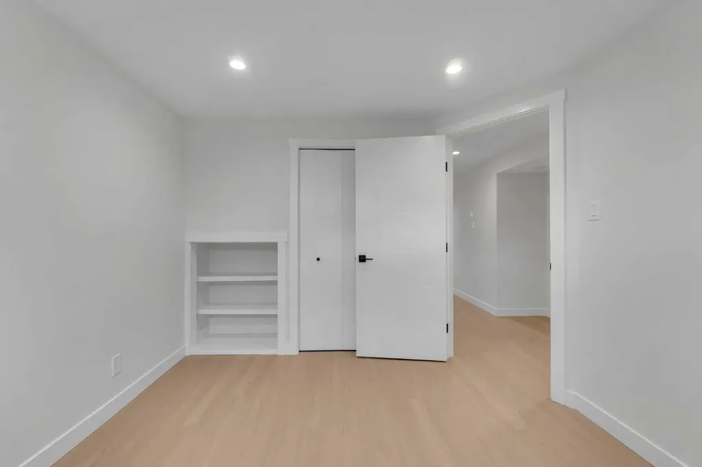 3410 30a Avenue SE Calgary AB T2B 0H6