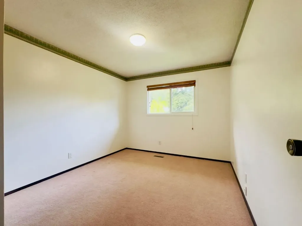 1405 61 Street Coleman AB T0K0M0