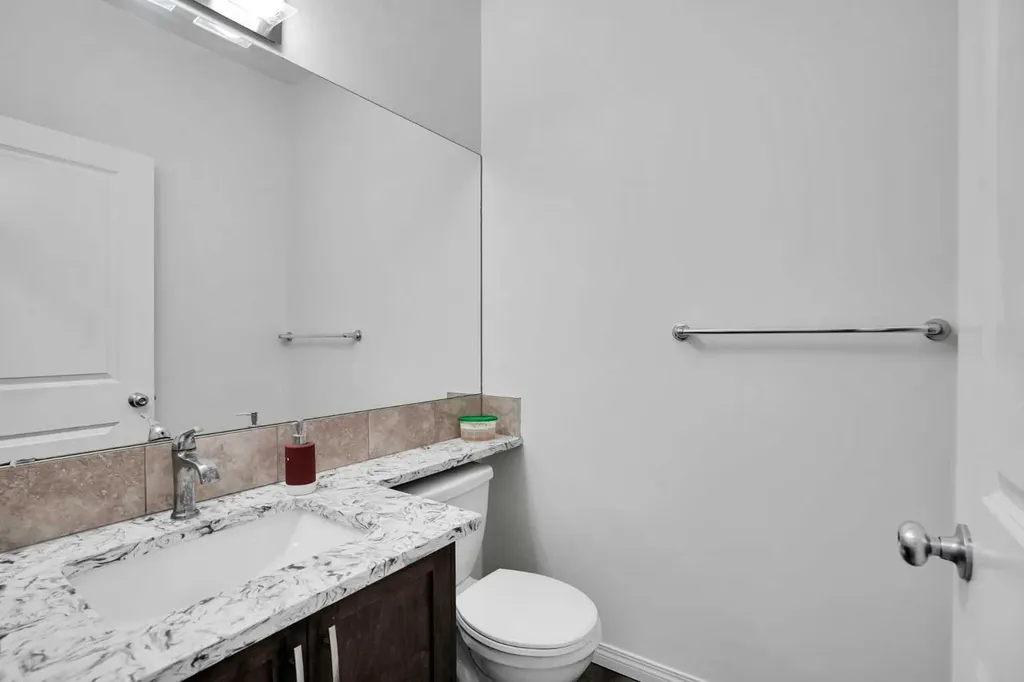 379 Skyview Shores Manor NE Calgary AB T3N 0H4