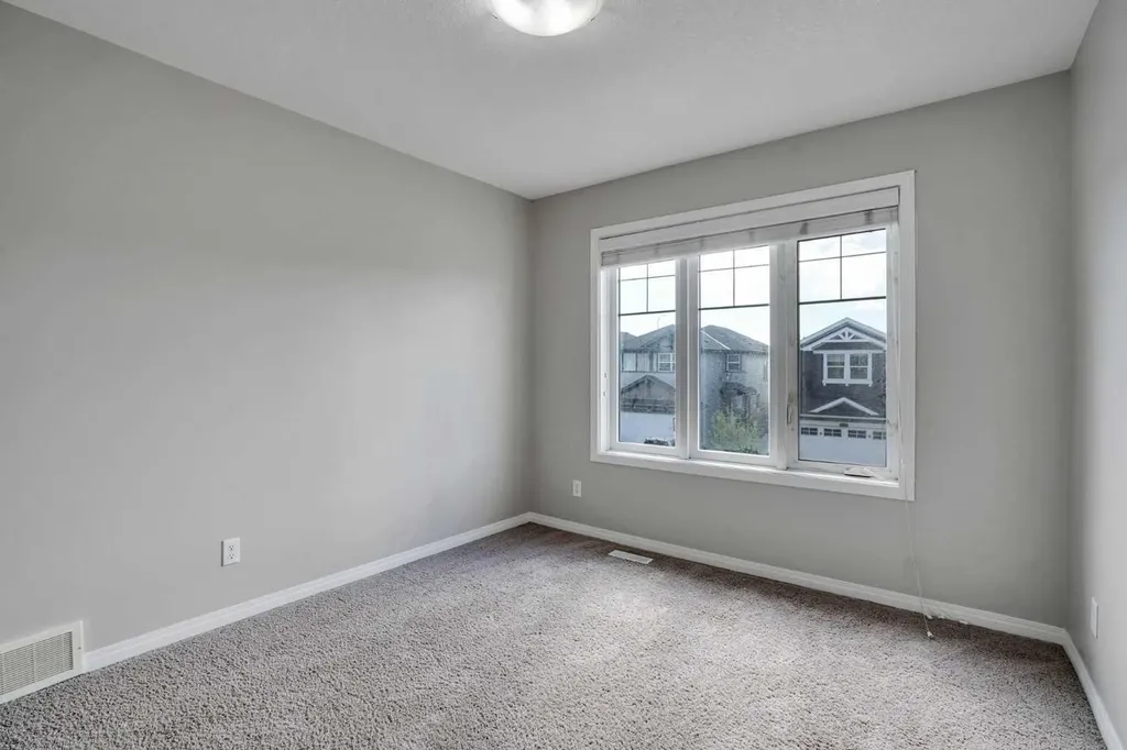 379 Skyview Shores Manor NE Calgary AB T3N 0H4