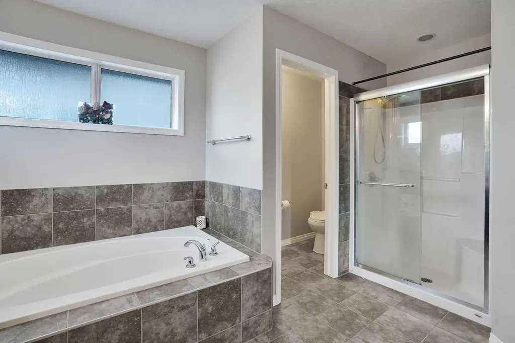 379 Skyview Shores Manor NE Calgary AB T3N 0H4