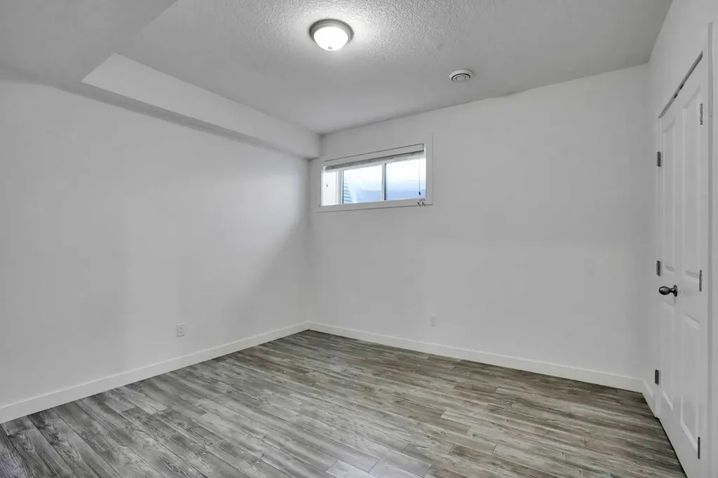 379 Skyview Shores Manor NE Calgary AB T3N 0H4