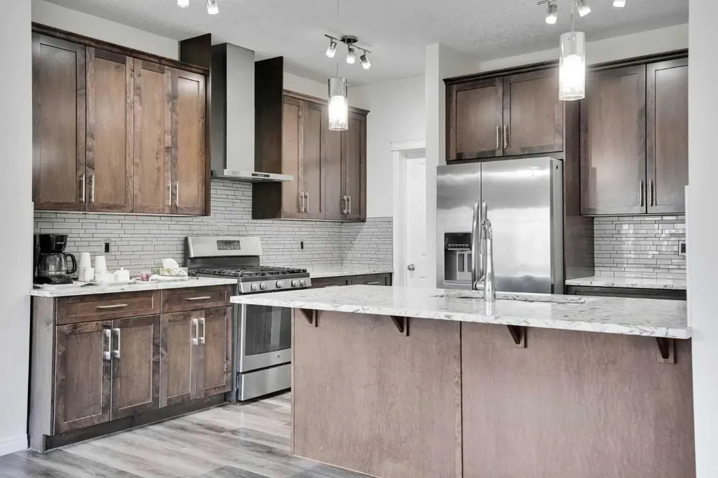 379 Skyview Shores Manor NE Calgary AB T3N 0H4