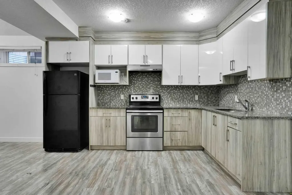 379 Skyview Shores Manor NE Calgary AB T3N 0H4