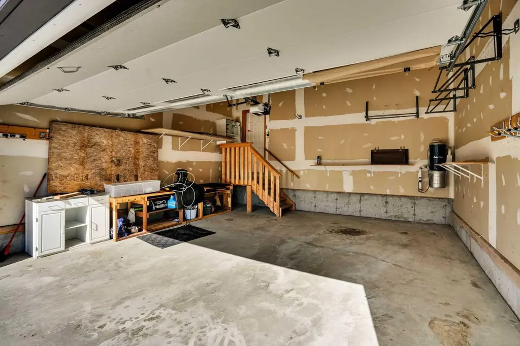 379 Skyview Shores Manor NE Calgary AB T3N 0H4
