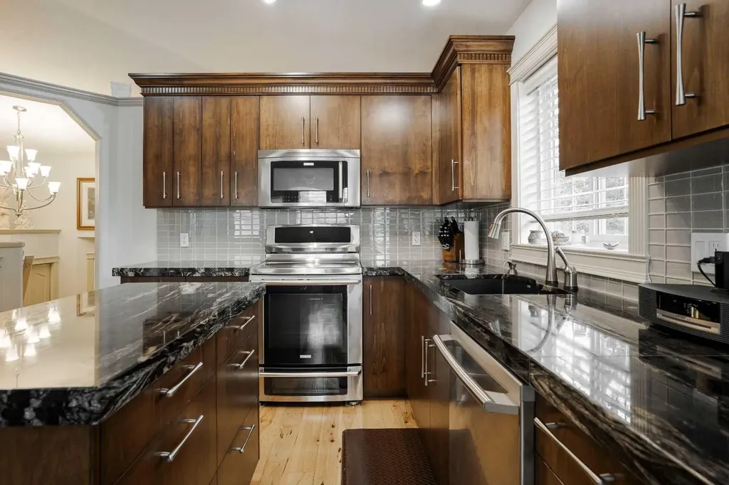 103 Laffont Way Fort Mcmurray AB T9H 2P9