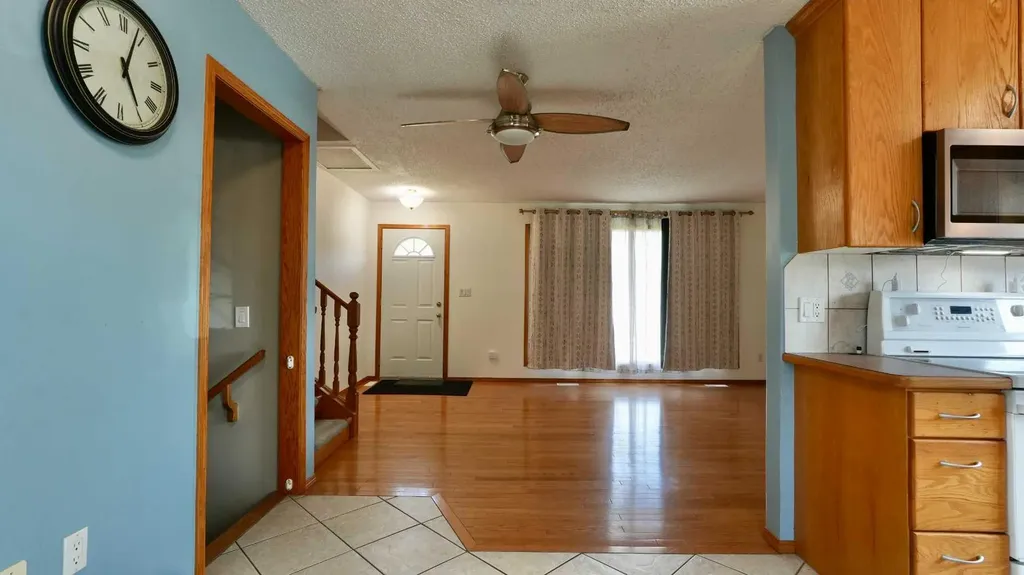 9714 77 Avenue Peace River AB T8S 1C9