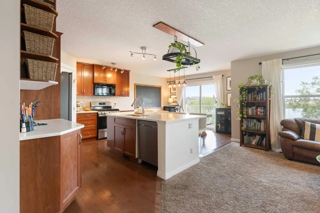 126 Morningside Point SW Airdrie AB T4B 3M3