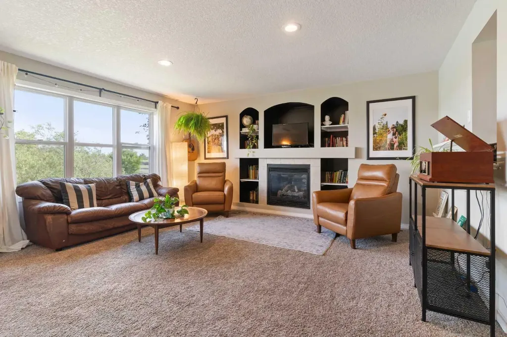 126 Morningside Point SW Airdrie AB T4B 3M3