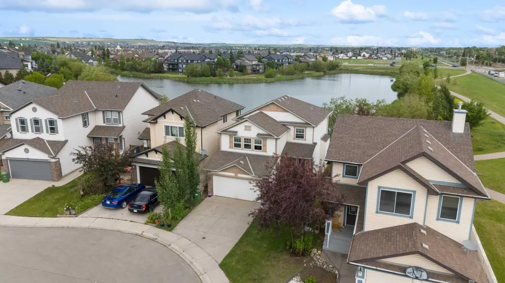 126 Morningside Point SW Airdrie AB T4B 3M3