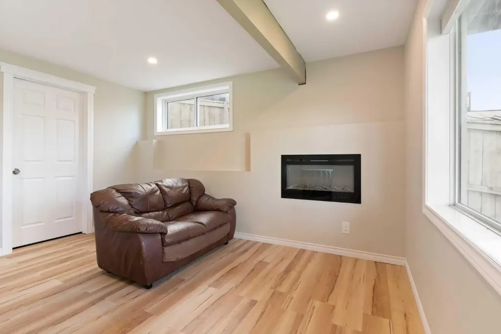 126 Morningside Point SW Airdrie AB T4B 3M3