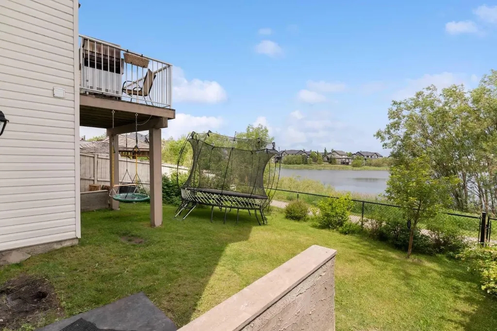 126 Morningside Point SW Airdrie AB T4B 3M3