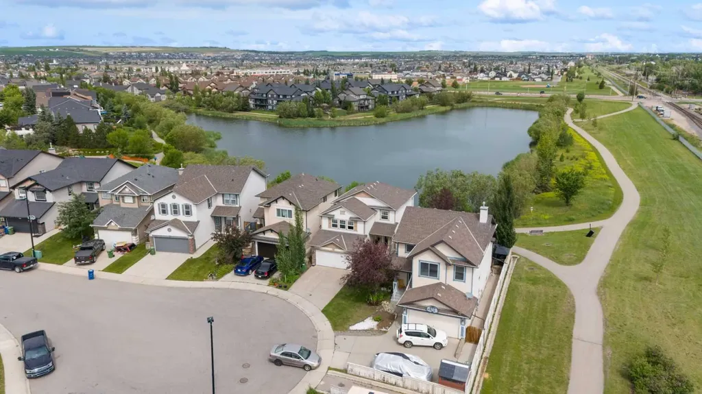 126 Morningside Point SW Airdrie AB T4B 3M3