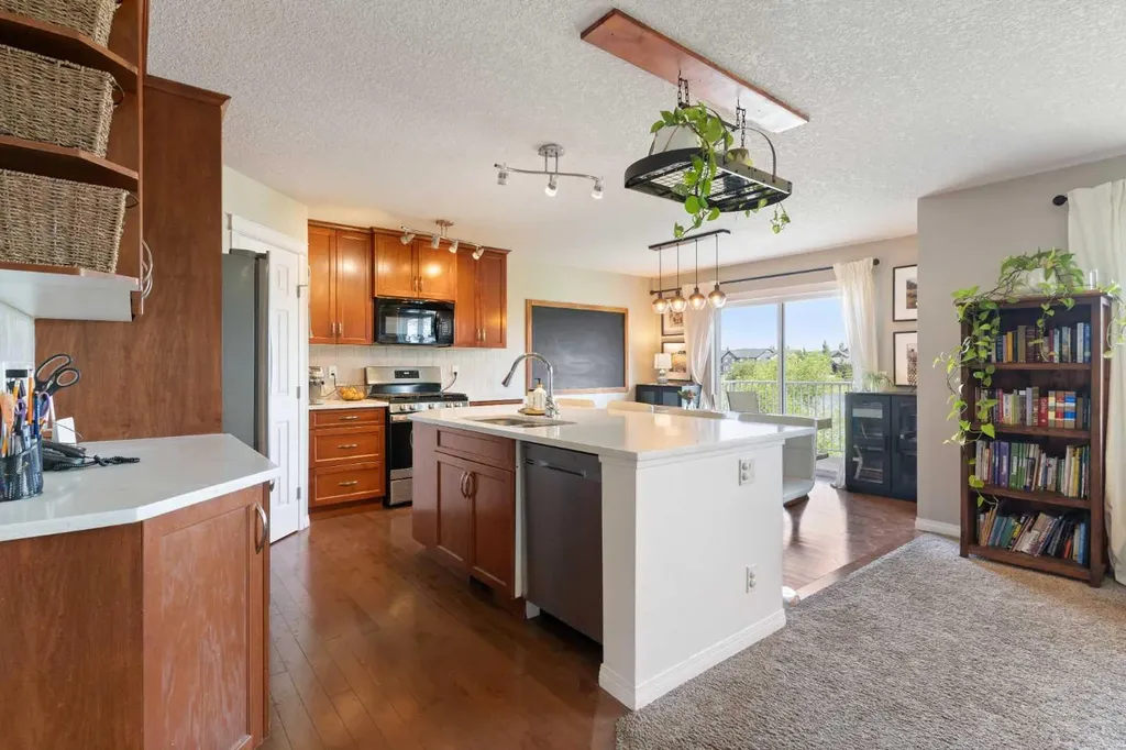 126 Morningside Point SW Airdrie AB T4B 3M3