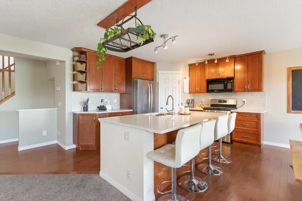 126 Morningside Point SW Airdrie AB T4B 3M3