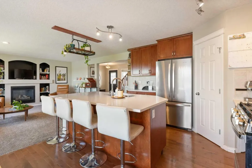 126 Morningside Point SW Airdrie AB T4B 3M3