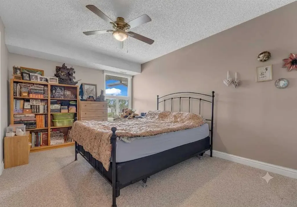 2703 79 Street Edmonton AB T6K 3Z6