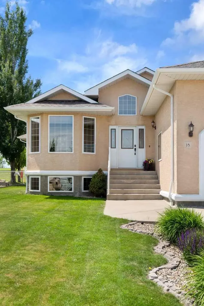 18 Riverview Drive SE Redcliff AB T0J2P0