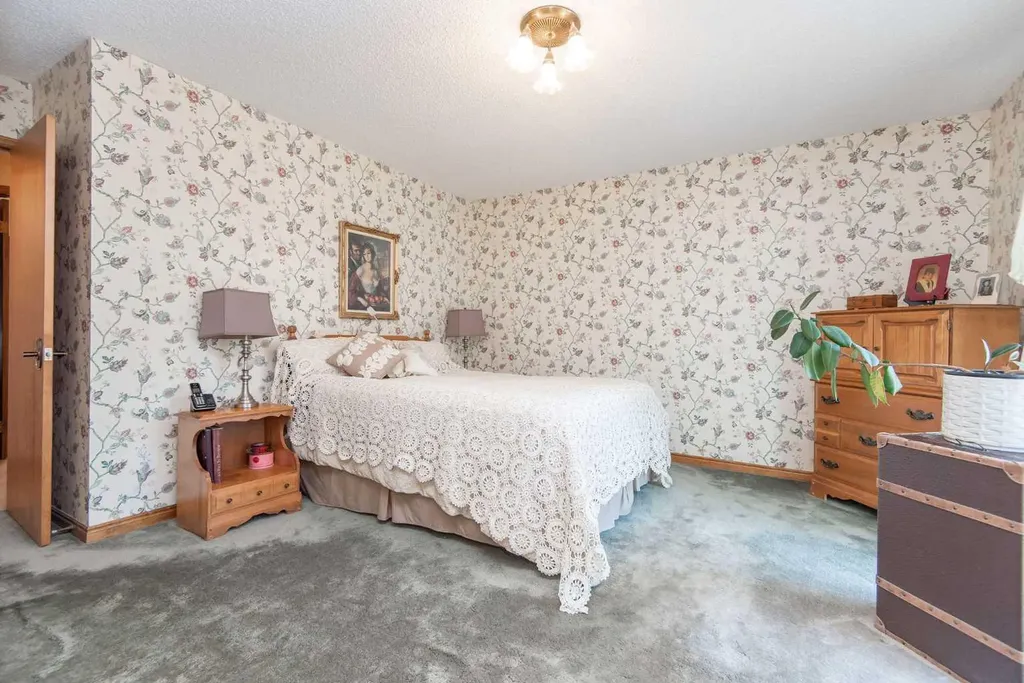 28319 Township Road 384 Rural Red Deer County AB T4S 2A4