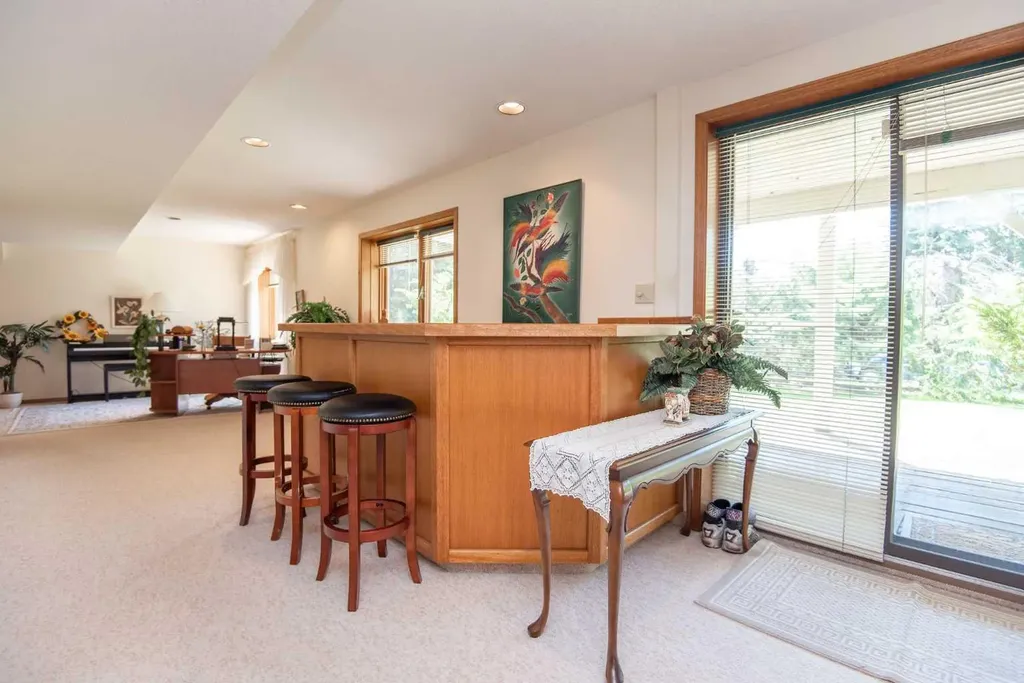 28319 Township Road 384 Rural Red Deer County AB T4S 2A4