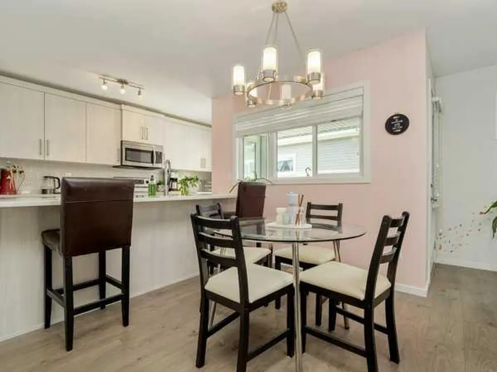 210 Firelight Way W Lethbridge AB T1J 5T3