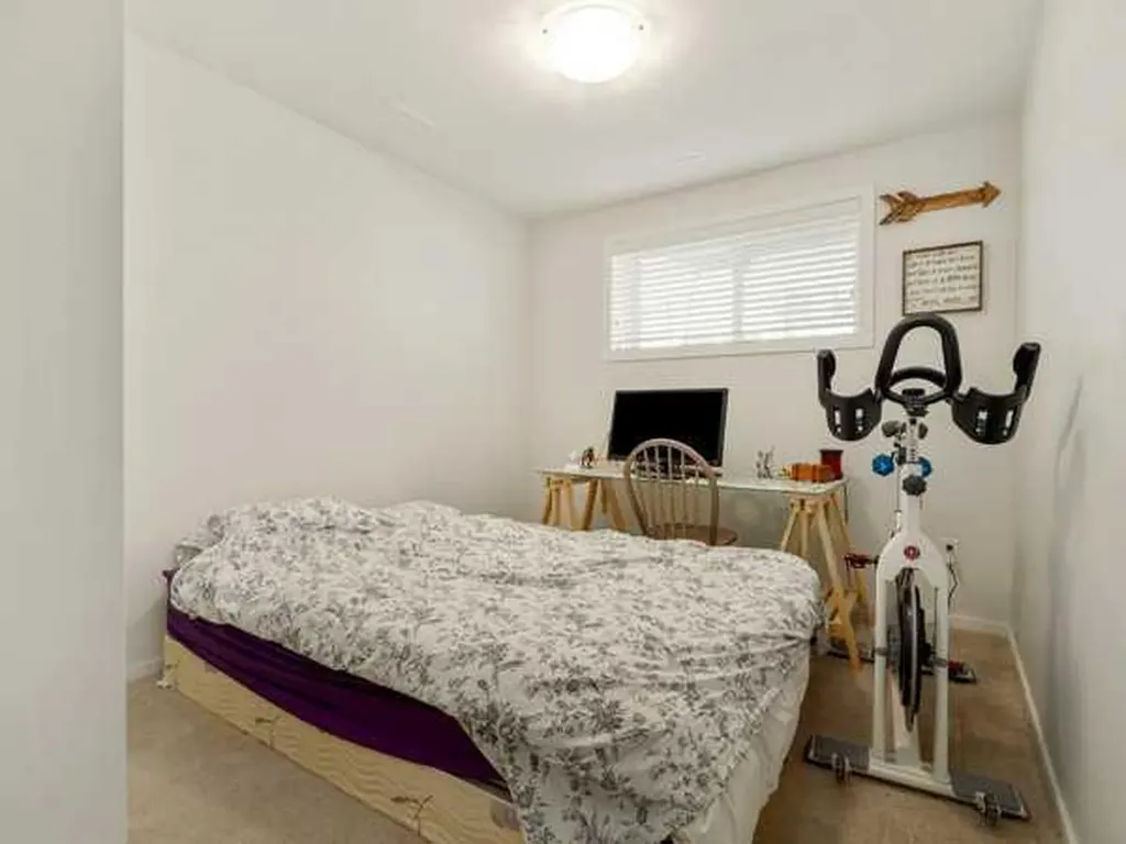 210 Firelight Way W Lethbridge AB T1J 5T3