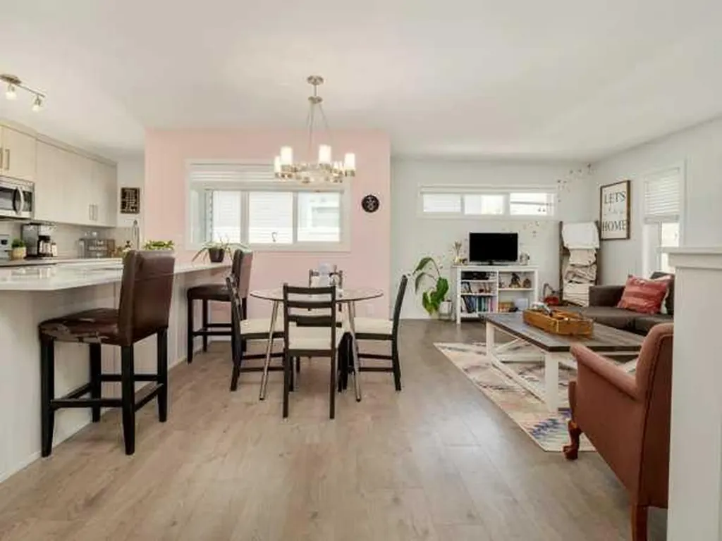 210 Firelight Way W Lethbridge AB T1J 5T3
