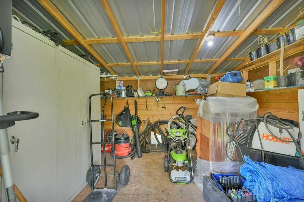 43336 Range Road 215 Rural Camrose County AB T0B 1M0