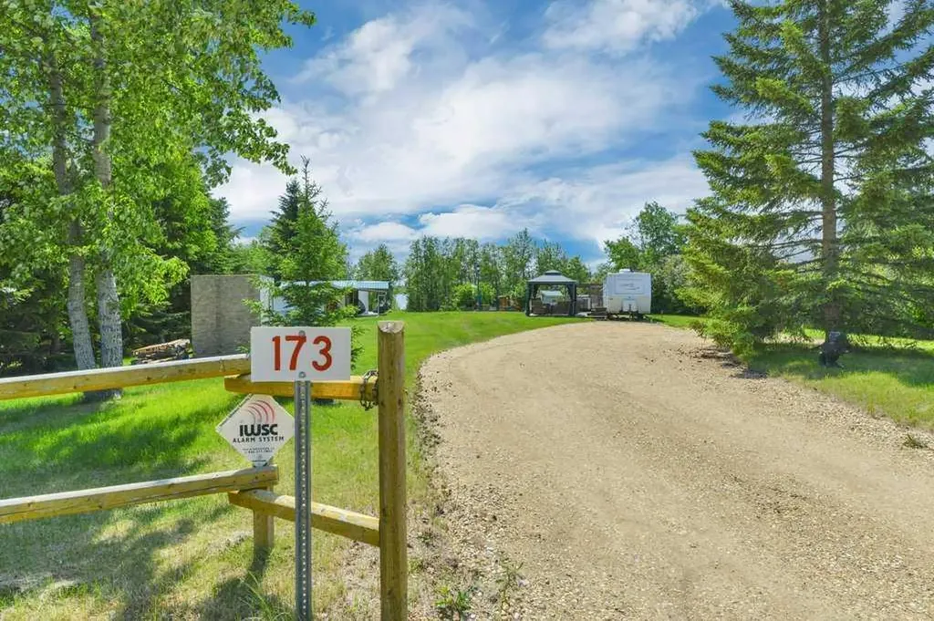 43336 Range Road 215 Rural Camrose County AB T0B 1M0
