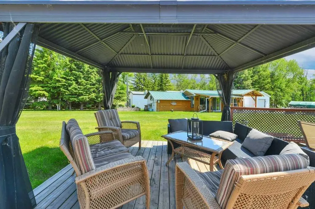 43336 Range Road 215 Rural Camrose County AB T0B 1M0